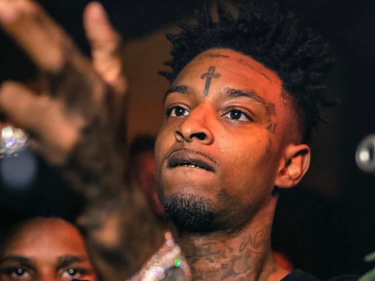 21 Savage Height, Weight, Age, Family, Net Worth, Girlfriends, Facts