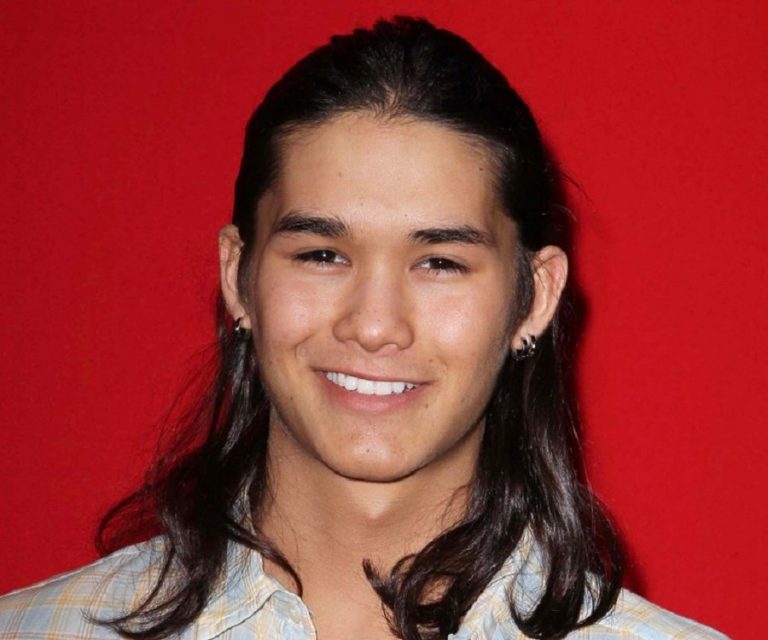 Booboo Stewart Height, Weight, Age, Family, Net Worth, Girlfriend