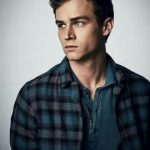 Brandon Flynn height weight