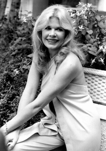 Loretta Swit Net Worth