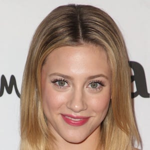 Lili Reinhart